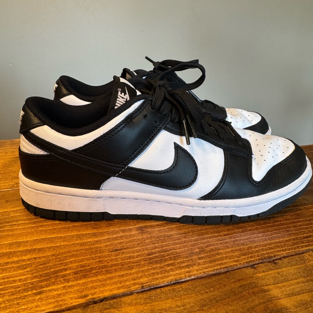 Nike Panda Dunks